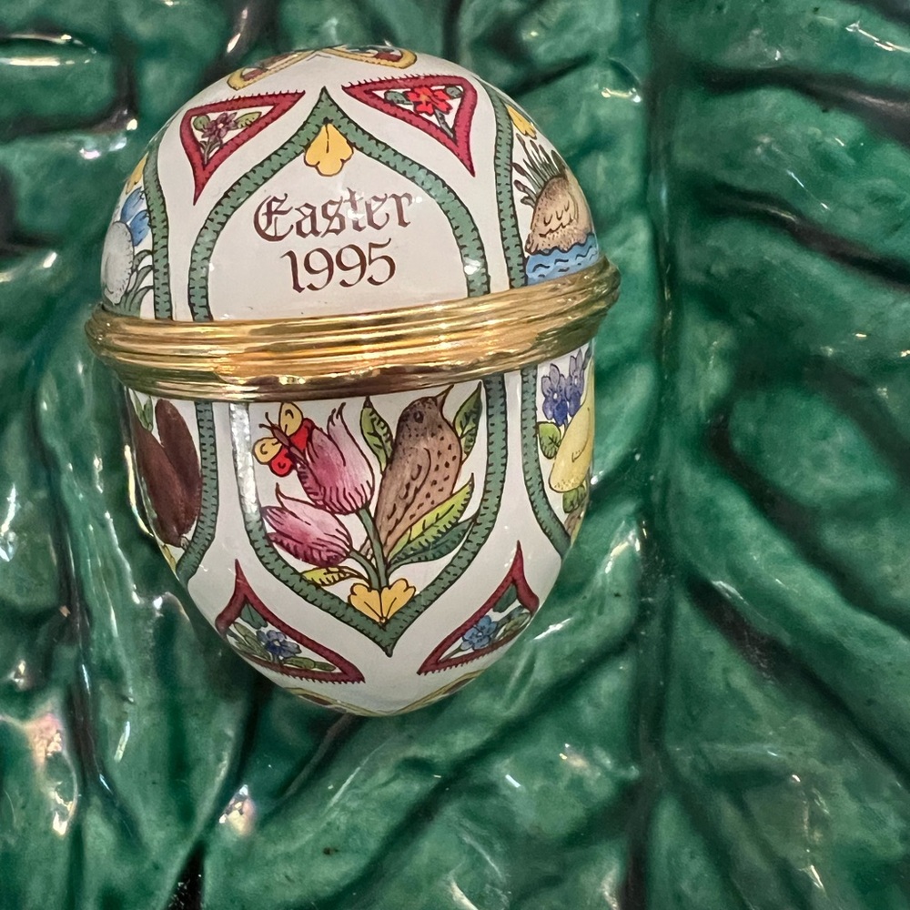 Easter Surprise Perfect Halcyon Days Egg Trinket Box 1995 Birthday Year Fun